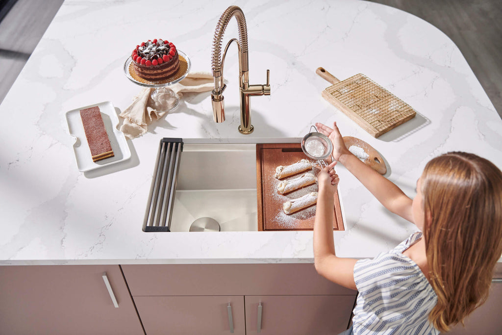 Veniso Ruvati 27-inch Workstation Slope Bottom Offset Drain Undermount 16 Gauge Kitchen Sink – Model # RVH8570