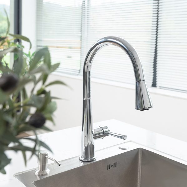 Single Handle Pull-Down 1 Hole Kitchen Faucet in Chrome Model# KSK1123C