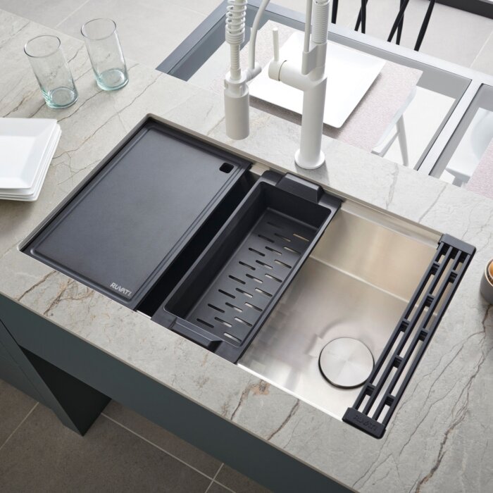 Veniso Nova Model: RVH8597 Ruvati 33-inch Workstation Slope Bottom Offset Drain Undermount 16 Gauge Kitchen Sink – RVH8597