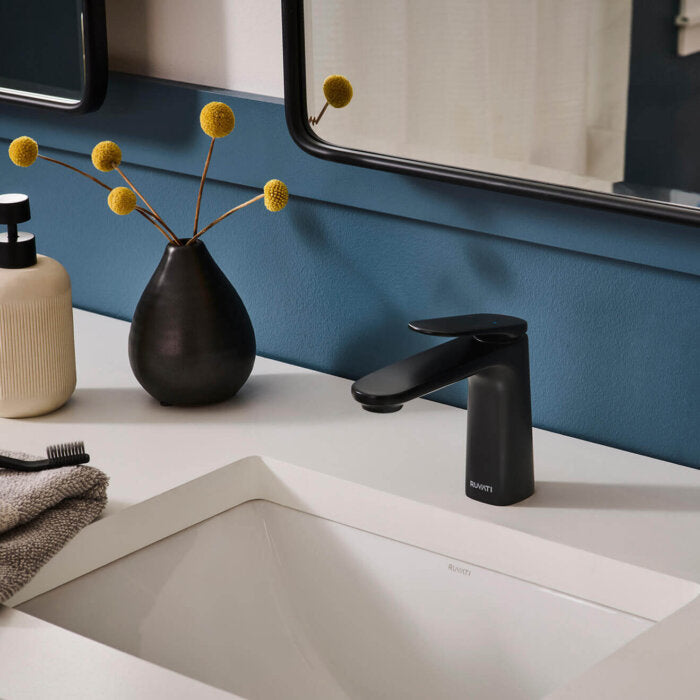 Este Model: RVF5135MB Ruvati Este Single Hole Modern Transitional Bathroom Vanity Faucet in Matte Black – RVF5135MB