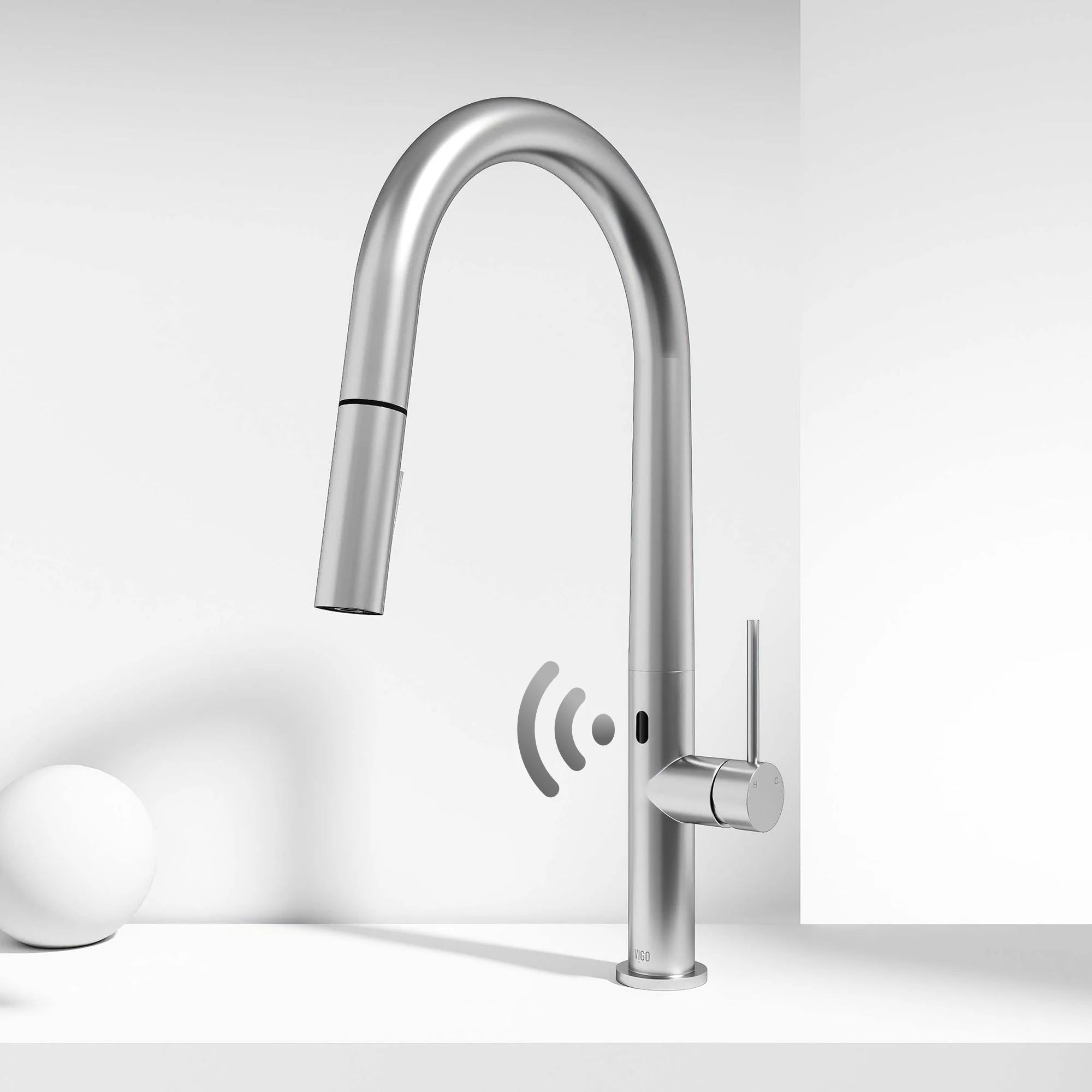 VIGO - Greenwich 18 in. Single Handle Smart Pull-Down Touchless Sensor Kitchen Faucet In Stainless Steel Finish Model# VGO2029STS