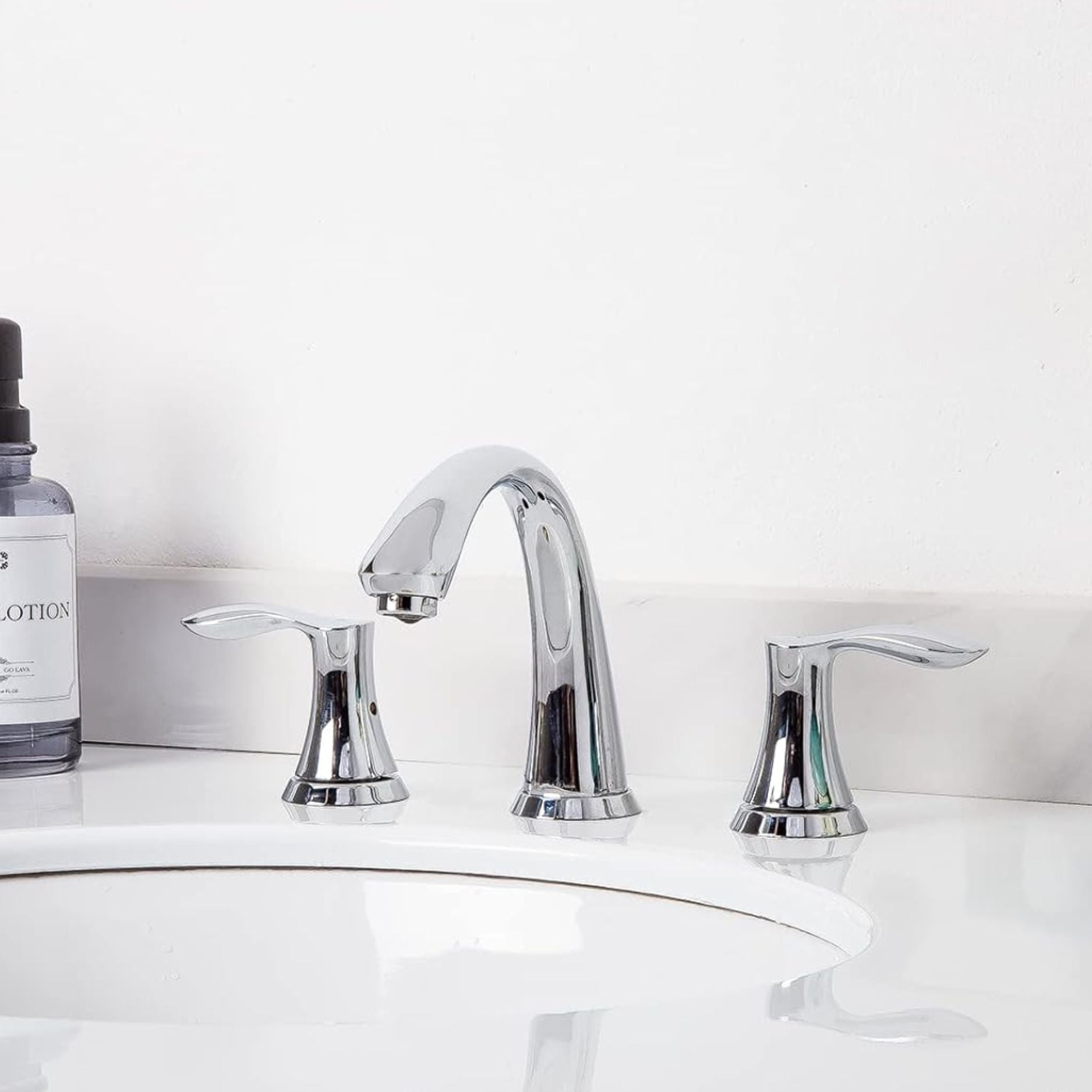 Oakland Wide Spread Bathroom Sink Faucet with Pop Up Drain in Chrome Model# KSB8232C
