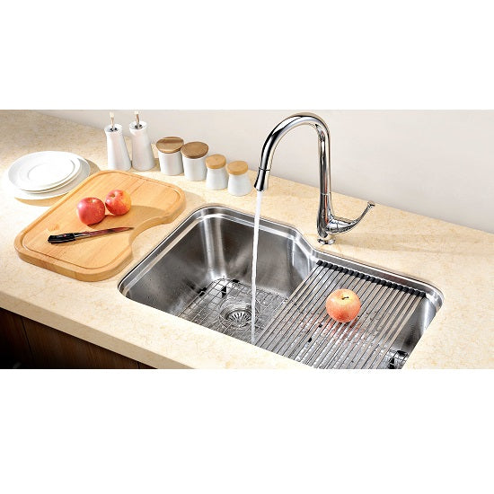 Dawn Single-Lever Pull-Out Kitchen Faucet In Chrome Model# AB50 3084C