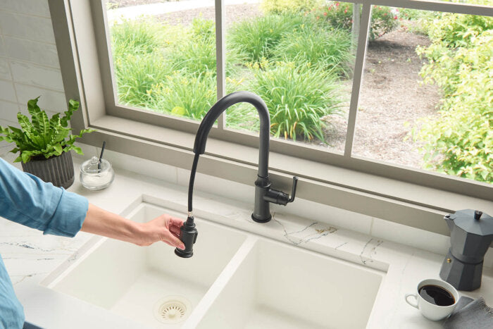 Simoni Model: RVF1234MB Ruvati Simoni Matte Black Pull Down Kitchen Faucet Single Handle Traditional Classic Style Gooseneck with Sprayer – RVF1234MB