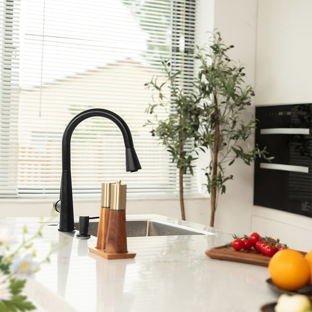 Single Handle Pull-Down 1 Hole Kitchen Faucet in Matte Black Model# KSK1123MB