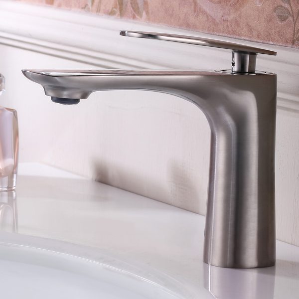 Oakland Single Handle Bathroom Sink Faucet with Pop Up Drain in Brushed Nickel Model# KSB1106BN