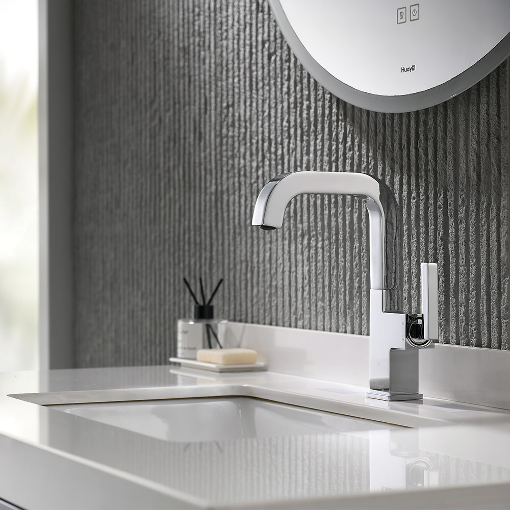 Oakland Single Handle Bathroom Sink Faucet with Pop Up Drain in Chrome Model# KSB1142C