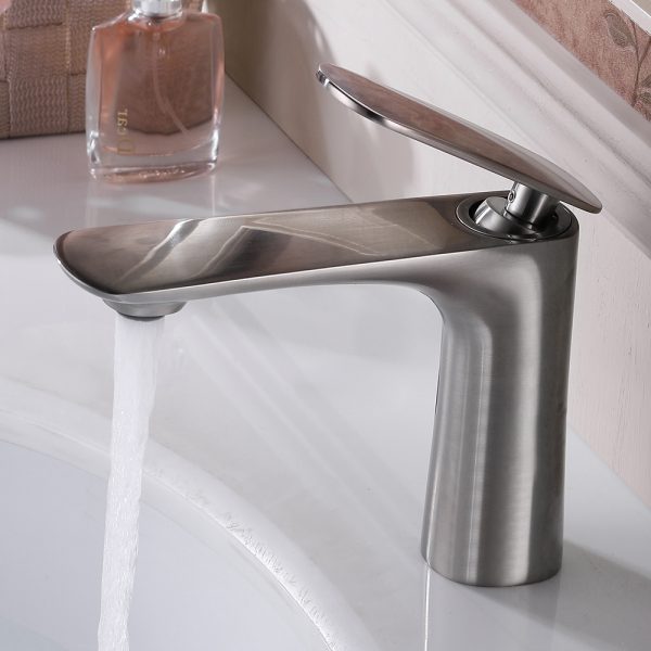 Oakland Single Handle Bathroom Sink Faucet with Pop Up Drain in Brushed Nickel Model# KSB1106BN