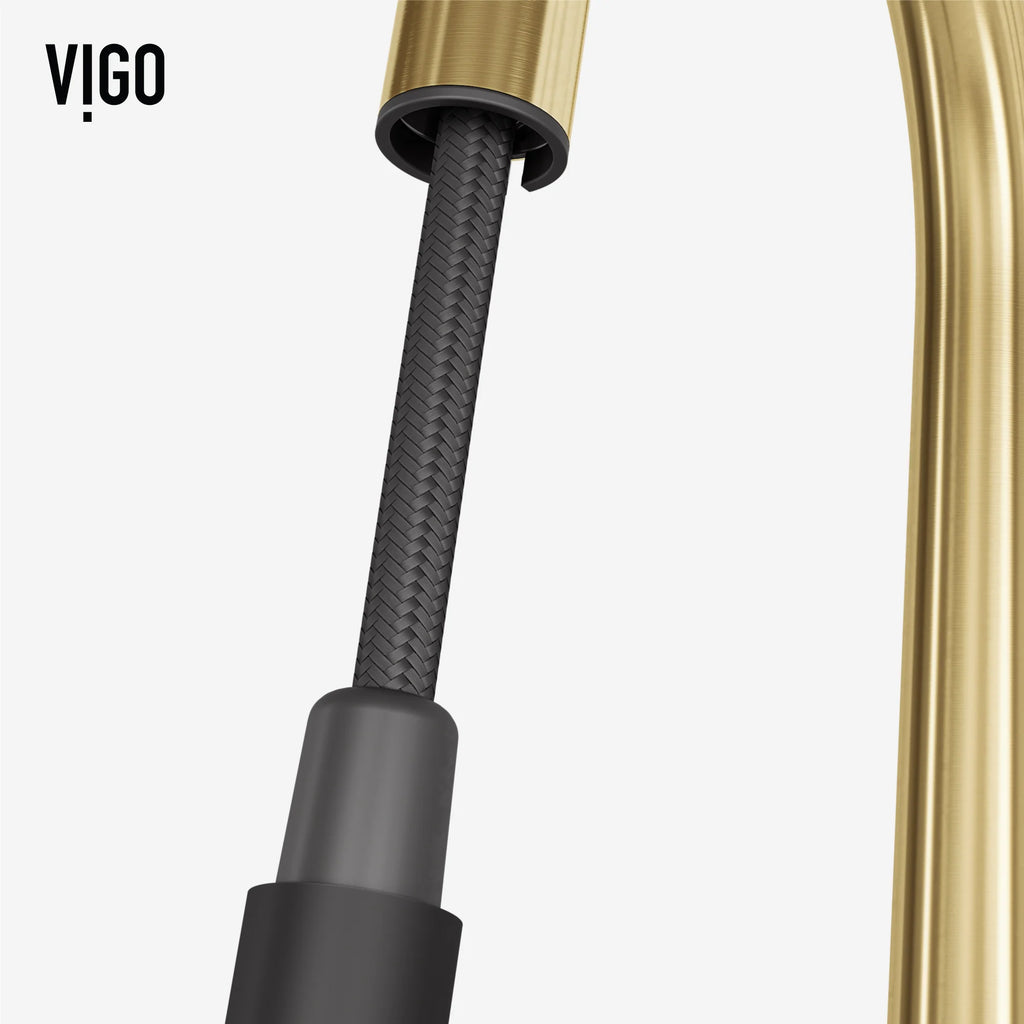 VIGO - Greenwich 18 in. Single Handle Pull-Down Kitchen Faucet In Primary Matte Brushed Gold/Matte Black Finish Model# VG02029SMBMGG