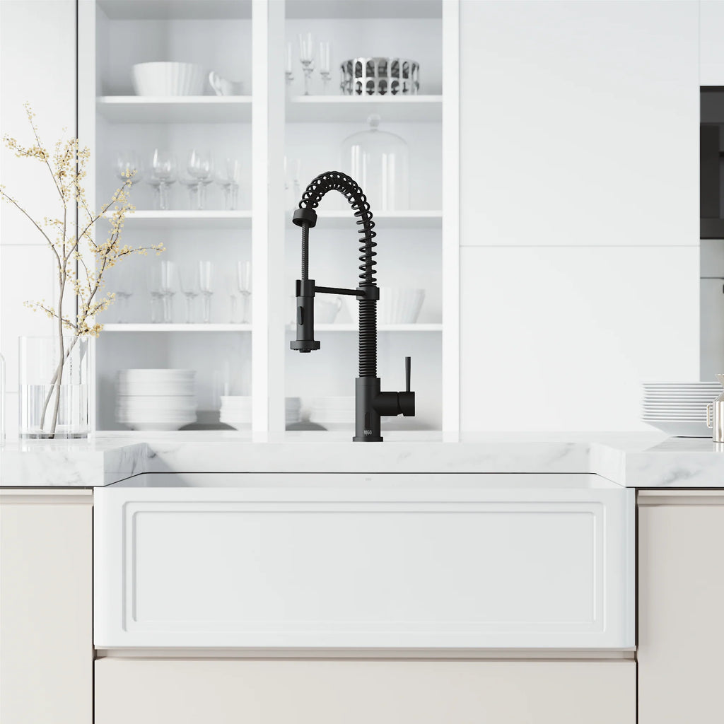 VIGO - Edison 19" Single Handle Smart Pull-Down Touchless Kitchen Faucet With Spring In Matte Black Finish Model# VG02001MBS