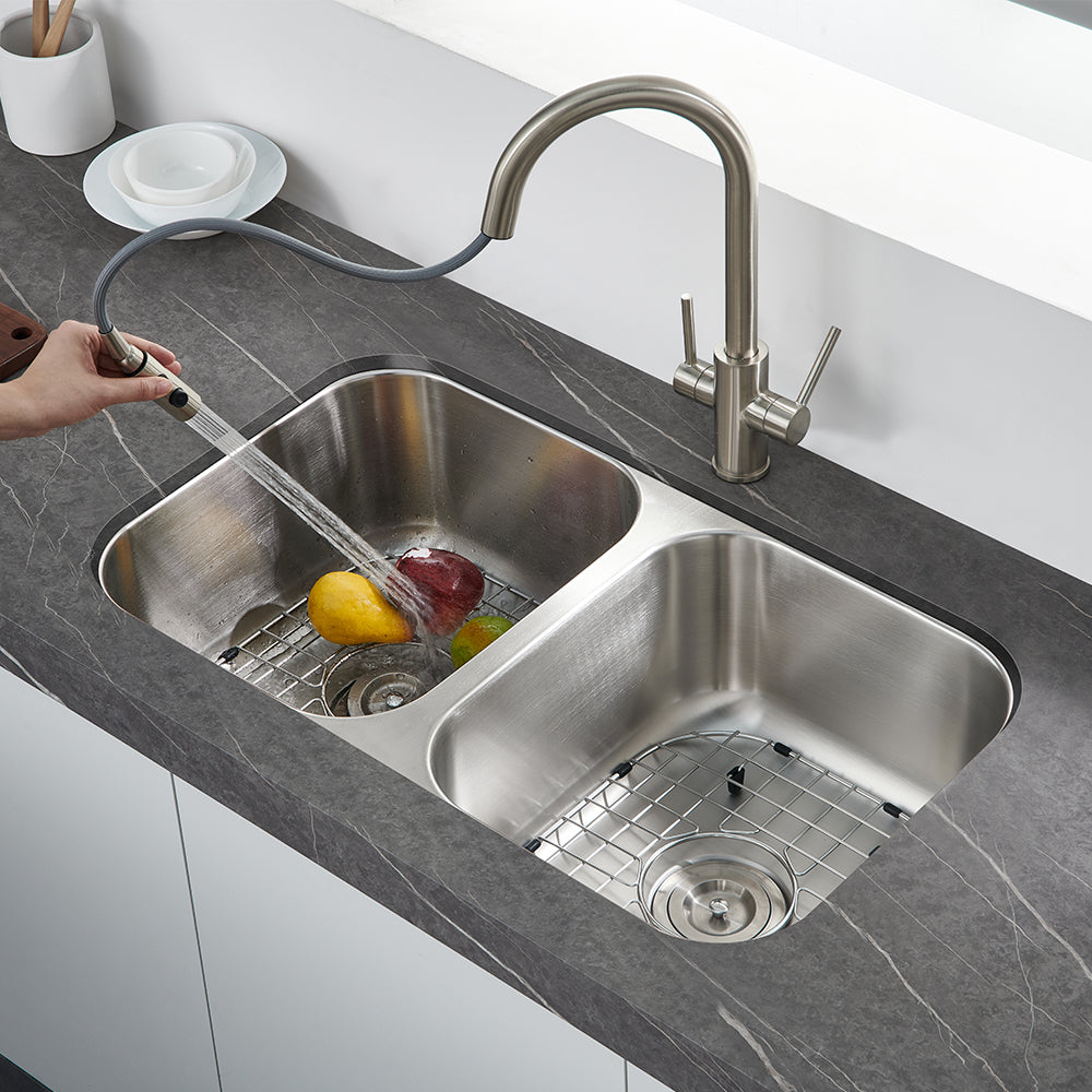 Oakland 32″ Undermount Stainless Steel 50/50 Double Bowl Kitchen Sink Model# KSU321899B