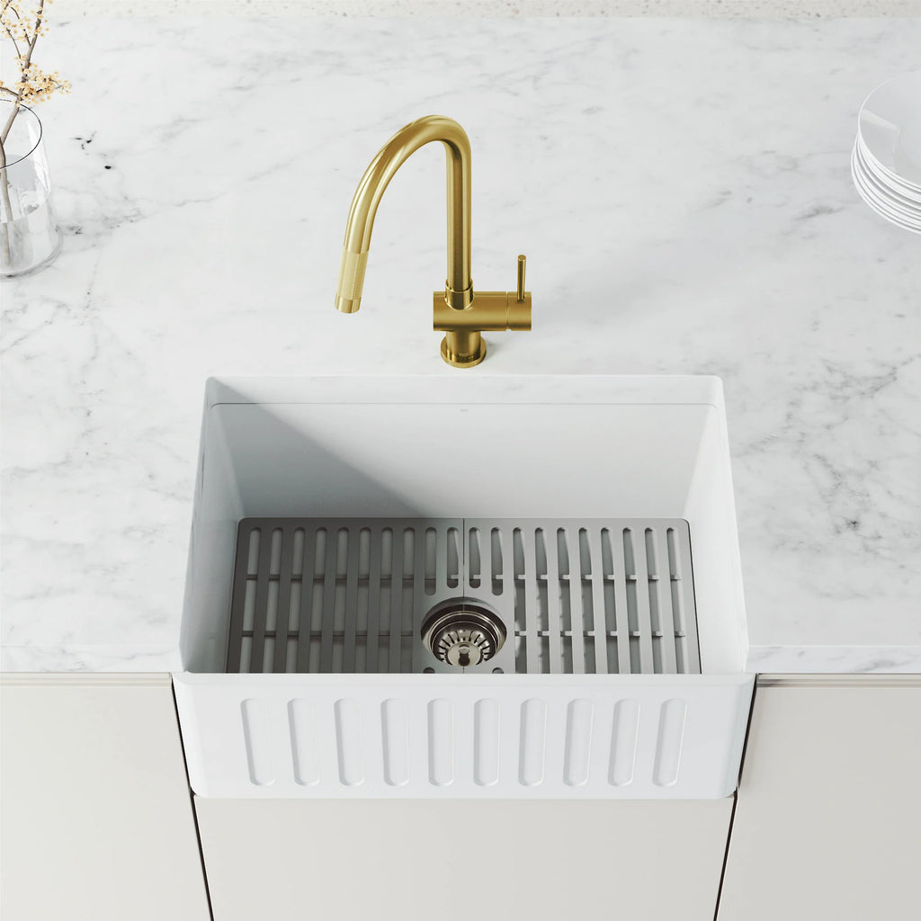 VIGO - Gramercy 17" Single Handle Smart Pull-Down Kitchen Touchless Faucet In Matte Brushed Gold Model# VG02008MGS