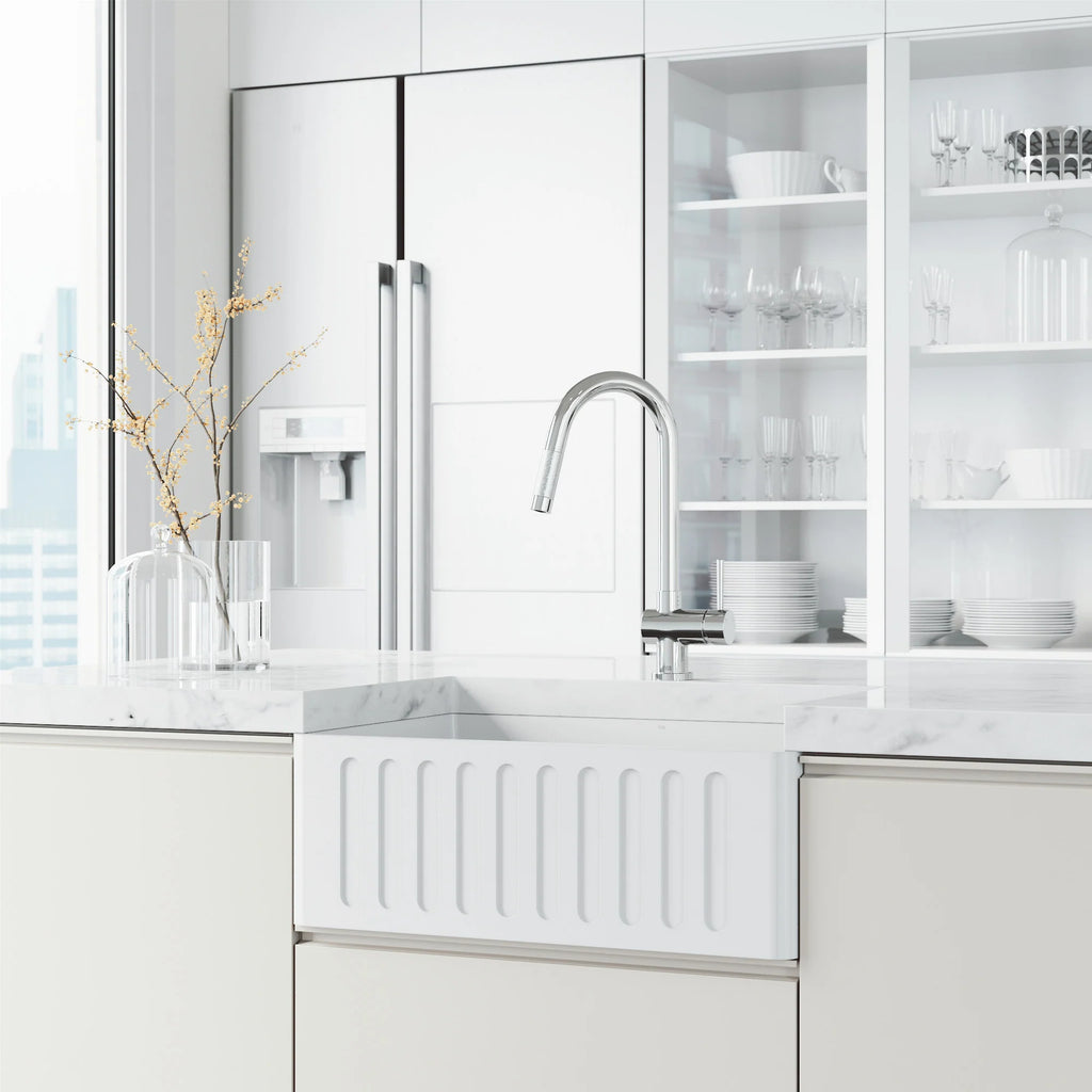 VIGO - Gramercy 17" Single Handle Smart Pull-Down Kitchen Touchless Faucet In Chrome Model# VG02008CHS
