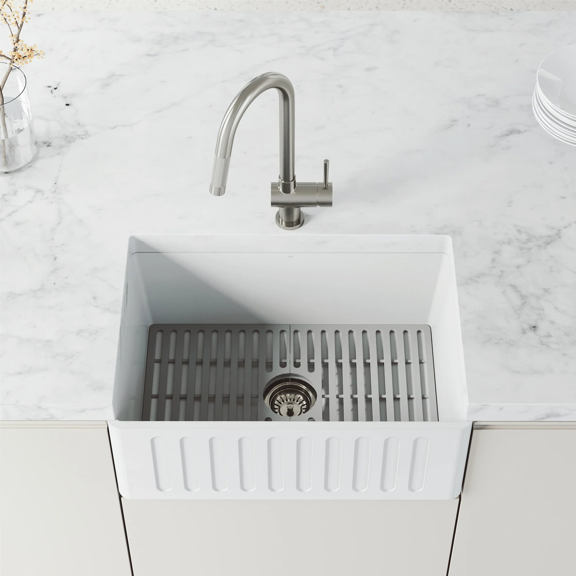 VIGO - Gramercy 17" Single Handle Smart Pull-Down Kitchen Touchless Faucet In Stainless Steel Model# VGO2008STS