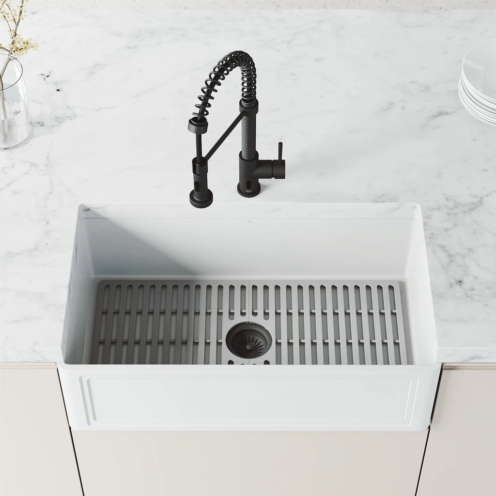 VIGO - Edison 19" Single Handle Smart Pull-Down Touchless Kitchen Faucet With Spring In Matte Black Finish Model# VG02001MBS