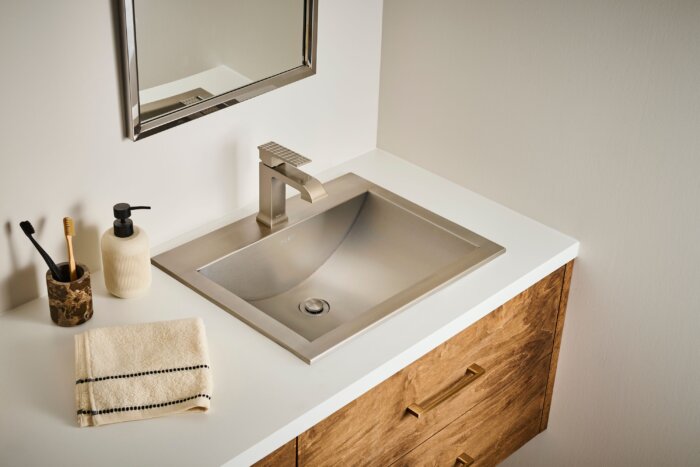 Decora Model: RVF5132BN Ruvati Decora Single Handle Square Art Deco Square Transitional Bathroom Faucet in Brushed Nickel – RVF5132BN