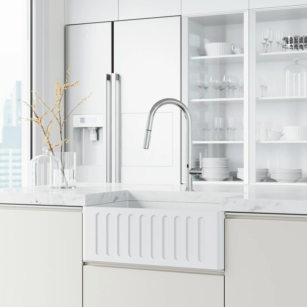 VIGO - Greenwich 18 in. Single Handle Smart Pull-Down Touchless Sensor Kitchen Faucet In Chrome Finish Model# VG02029CHS