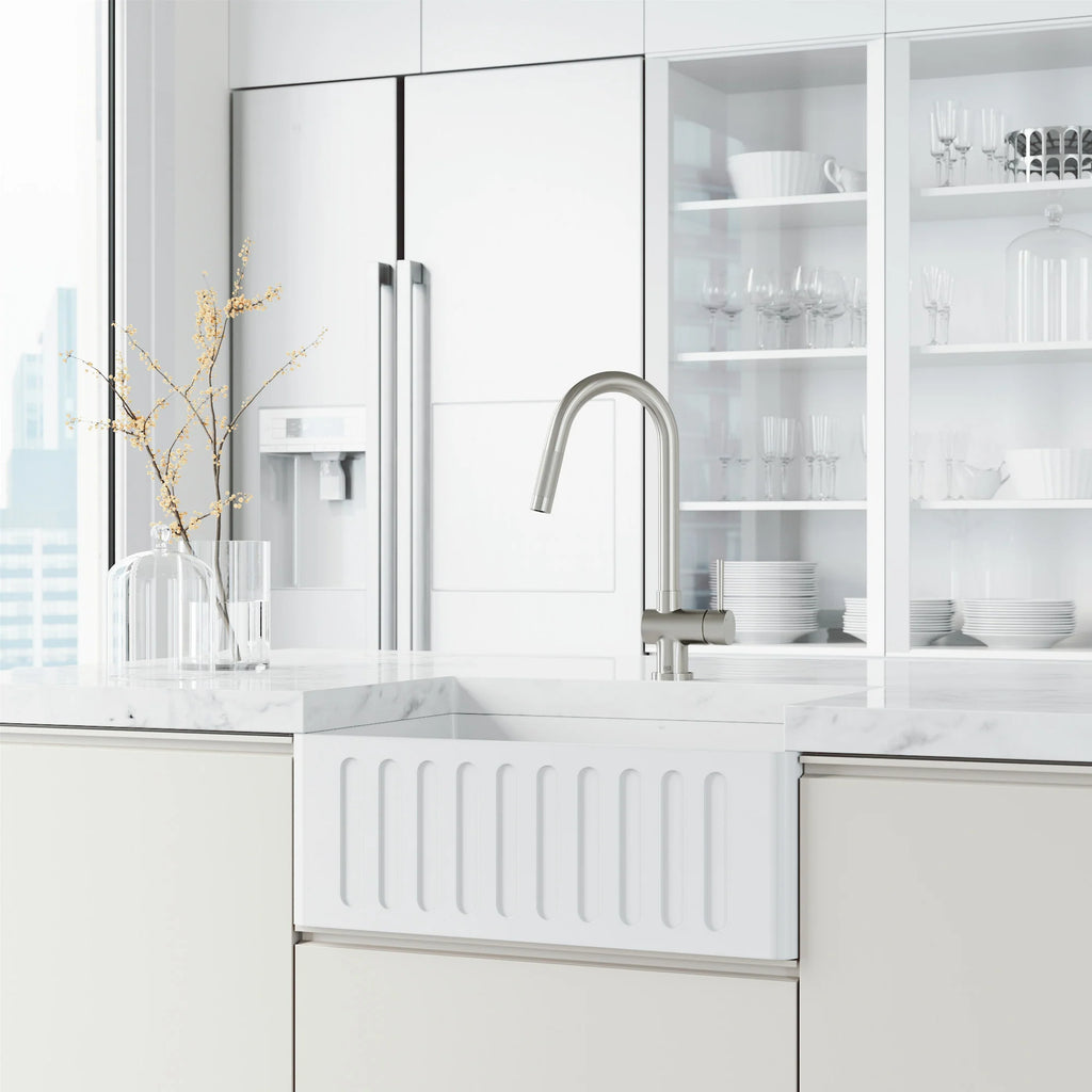 VIGO - Gramercy 17" Single Handle Smart Pull-Down Kitchen Touchless Faucet In Stainless Steel Model# VG02008STS