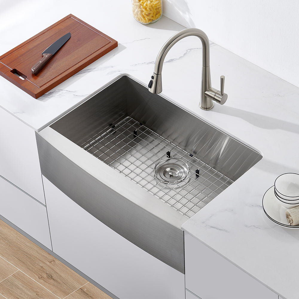Oakland 33″ Zero Radius, Farmhouse 16 Gauge Stainless Steel Single Bowl Kitchen Sink Model# KSF332010S
