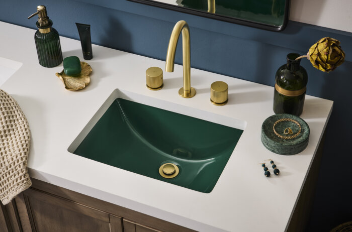 Krona Model: RVB0720EG Ruvati 18 x 12-3/4 inch Undermount Bathroom Sink Emerald Green Rectangular Porcelain Ceramic with Overflow – RVB0720EG