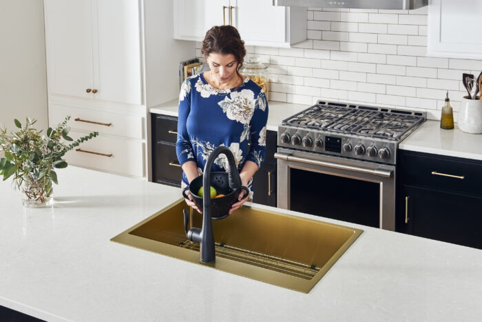 Terraza  Ruvati 33" x 22" Satin Brass Matte Gold Stainless Steel Drop-in Top mount Kitchen Sink Single Bowl – Model# RVH5005GG