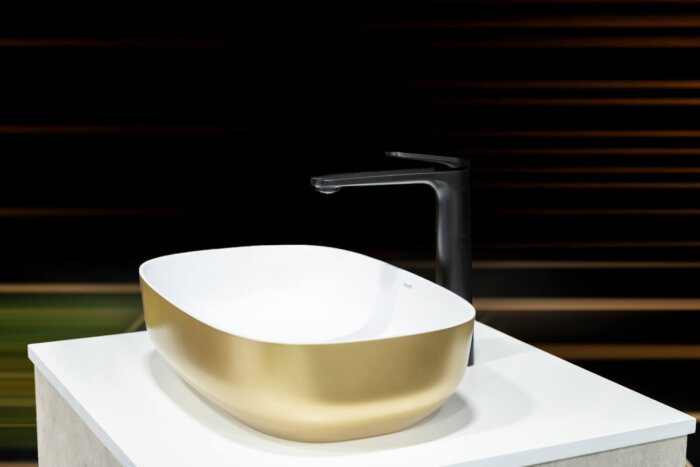 Sinatra Model: RVB2113GW Ruvati 19-inch Matte Gold and White Bathroom Vessel Sink epiStone Solid Surface – RVB2113GW
