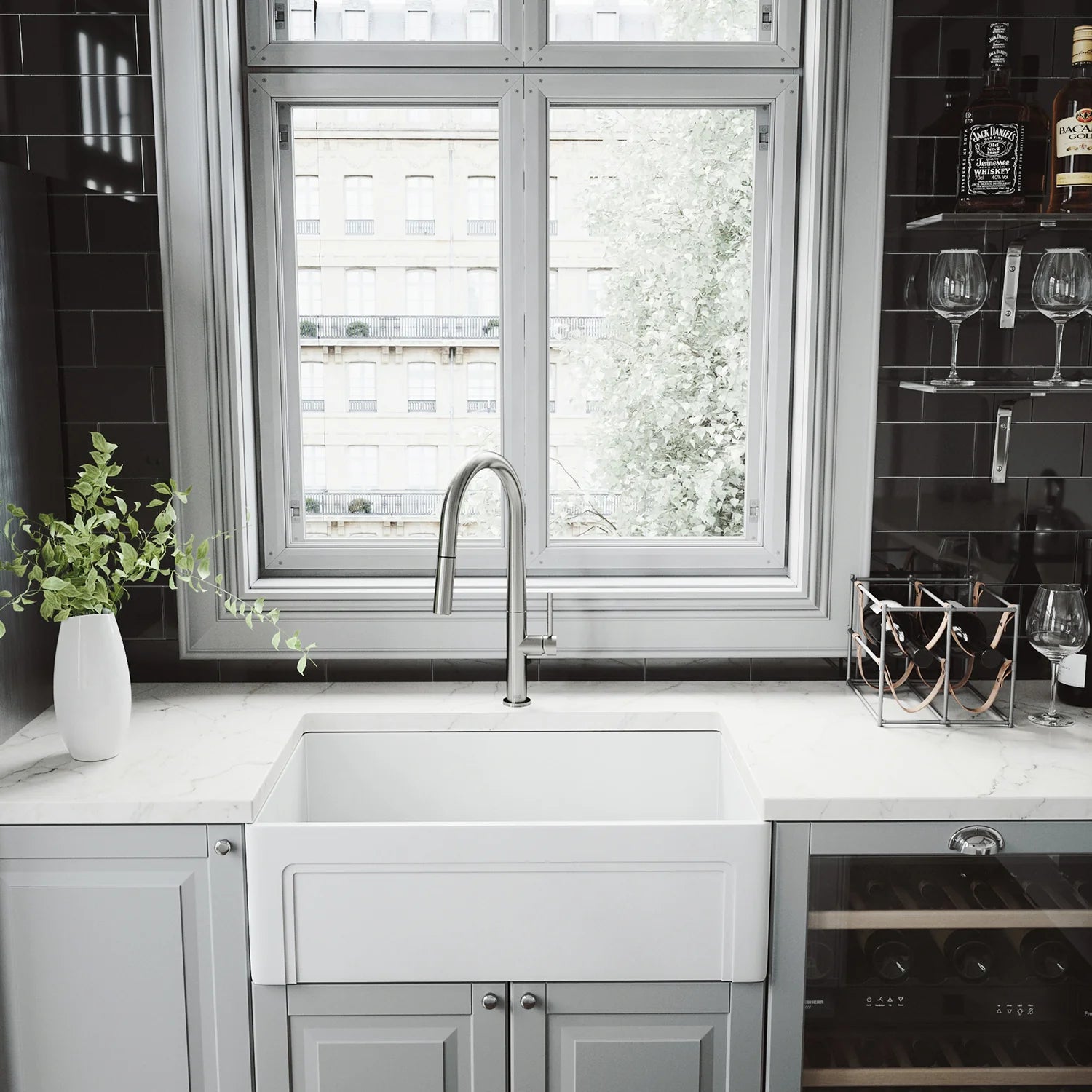 VIGO - Greenwich 18 in. Single Handle Pull-Down Kitchen Faucet In Stainless Steel Finish Model# VG02029ST