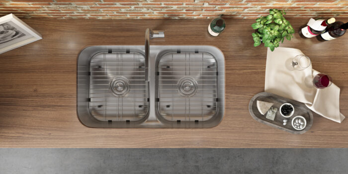 Parmi Model: RVM4350 Ruvati 32-inch Low-Divide 50/50 Double Bowl Undermount 16 Gauge Stainless Steel Kitchen Sink – RVM4350