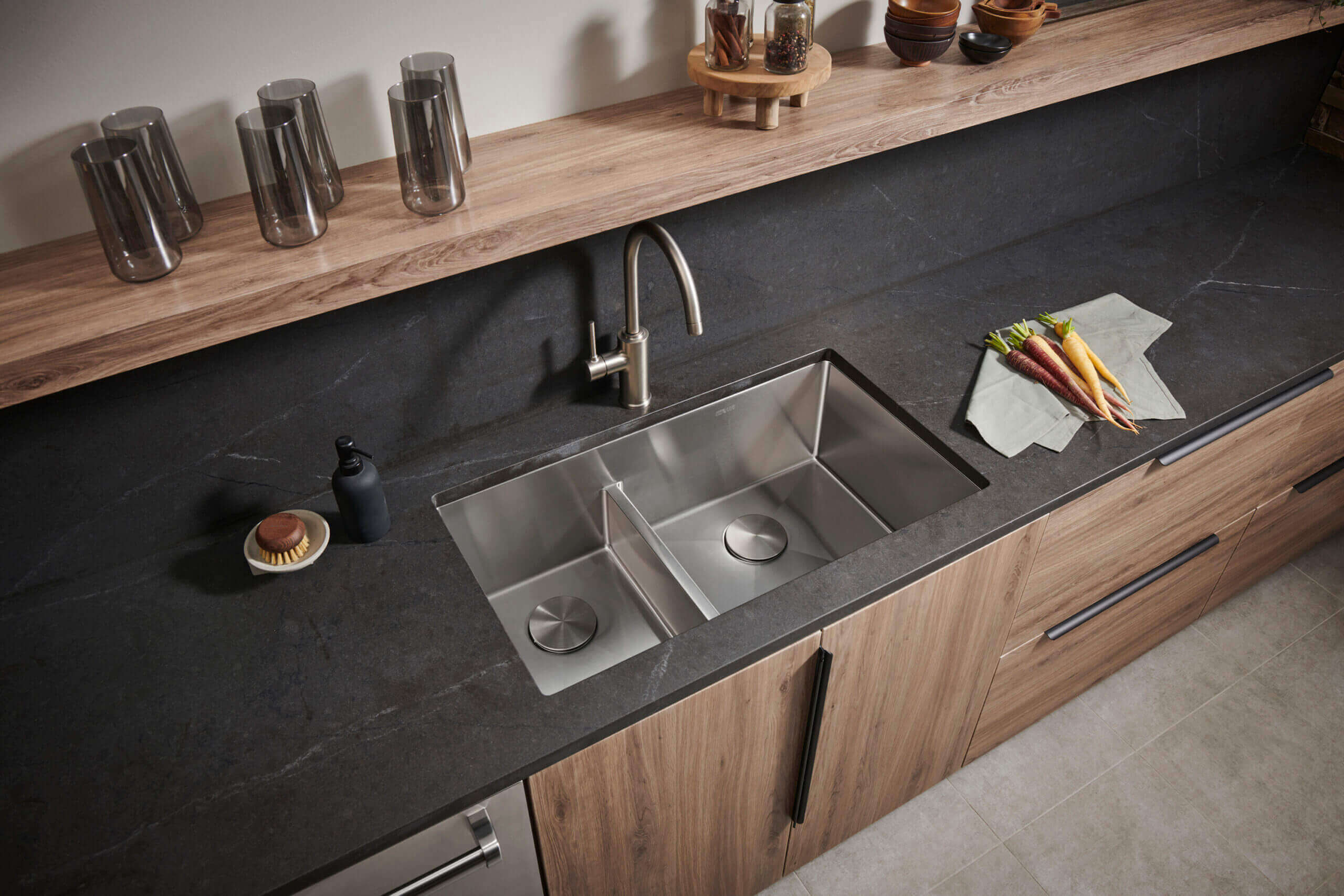 Urbana Ruvati 33-inch Low-Divide Undermount 40/60 Double Bowl 16 Gauge Rounded Corners Stainless Steel Kitchen Sink – Model# RVH7418