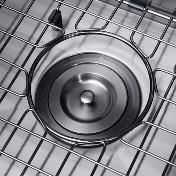 Oakland 30″ Workstation Farmhouse Kitchen Sink 90 Degree Square with Curved Front in Matte Black Model# WSF302110MB