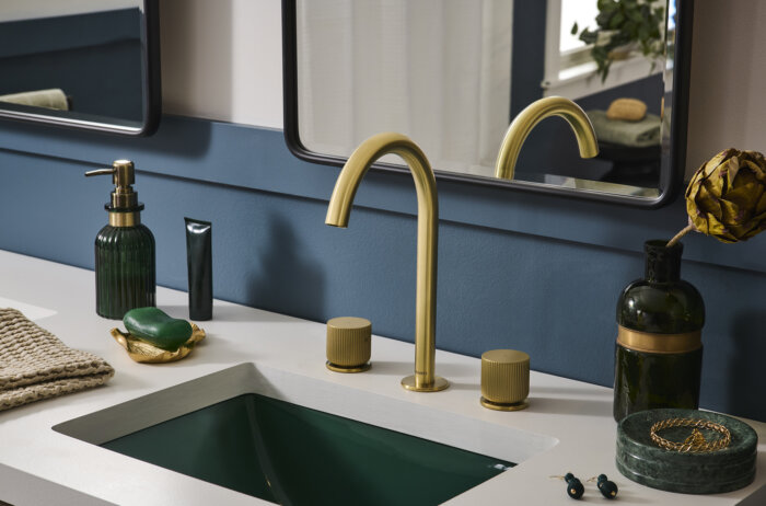 Krona Model: RVB0720EG Ruvati 18 x 12-3/4 inch Undermount Bathroom Sink Emerald Green Rectangular Porcelain Ceramic with Overflow – RVB0720EG