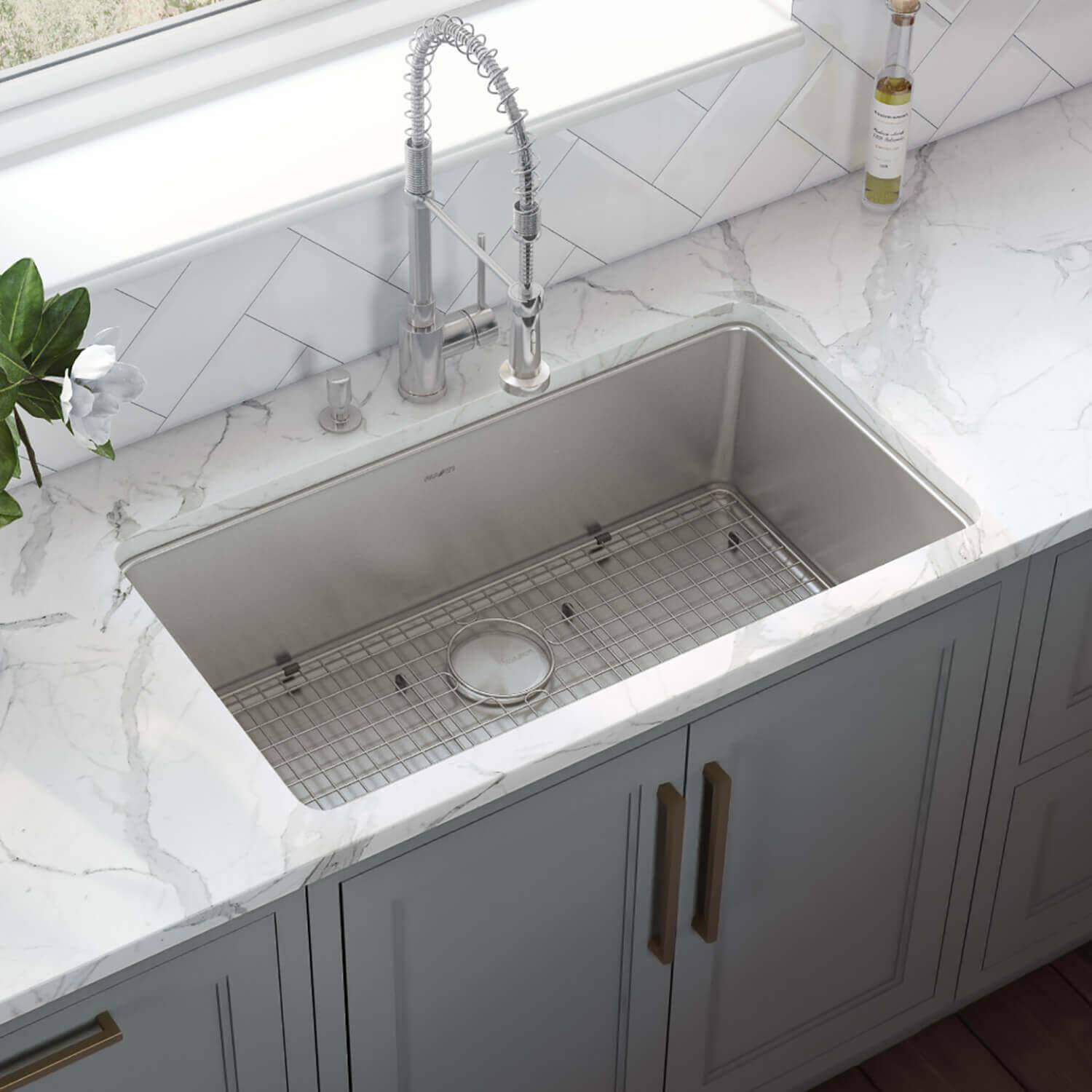 Modena Ruvati 27-inch Undermount Kitchen Sink 16 Gauge Stainless Steel Single Bowl Model# RVM5927