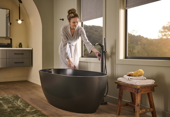 Canali Ruvati 59-inch Matte Black epiStone Solid Surface Oval Freestanding Bathtub Canali – Model# RVB6744BK