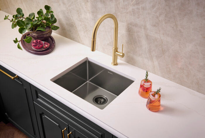 Terraza Ruvati 21-inch Gunmetal Black Stainless Steel Undermount Bar Prep Kitchen Sink – Model# RVH7121BL