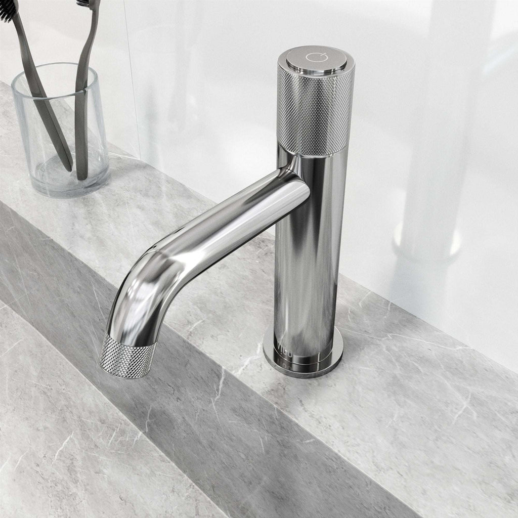 VIGO - Apollo Single Hole Bathroom Faucet In Chrome Model# VG01048CH