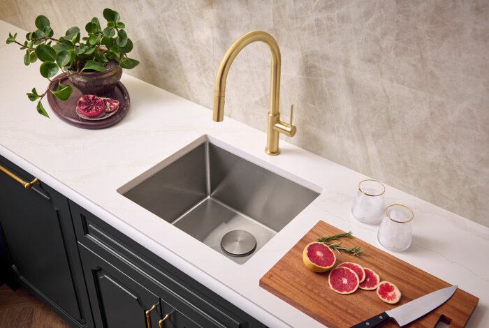 Vestia Model: RVF1237SG Ruvati Vestia Single Handle Pull Down Kitchen Faucet Knurled Modern Arc with Sprayer in Brushed Gold – RVF1237SG