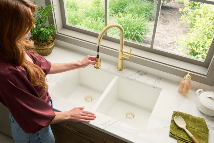 Ruvati 32 x 19 inch Granite Composite Quartz Undermount Double Bowl Kitchen Sink – Arctic White Matte – RVG2388WH