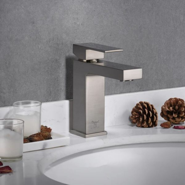 Oakland Single Handle 1 Hole Bathroom Sink Faucet with Pop Up Drain Model# KSB1112BN