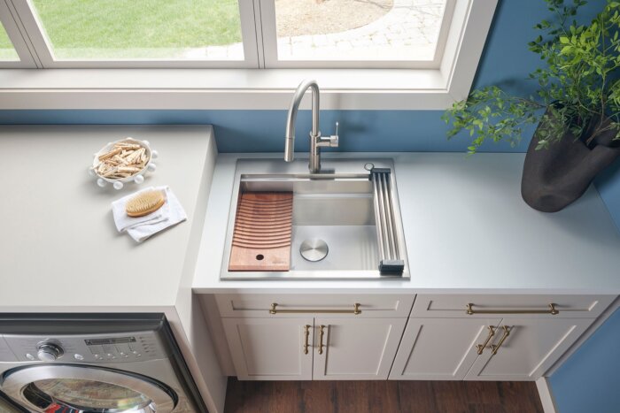 Alto Ruvati 25" x 22" x 12" Deep Laundry Workstation Sink with Washboard Top Mount Stainless Steel – Model# RVU6553