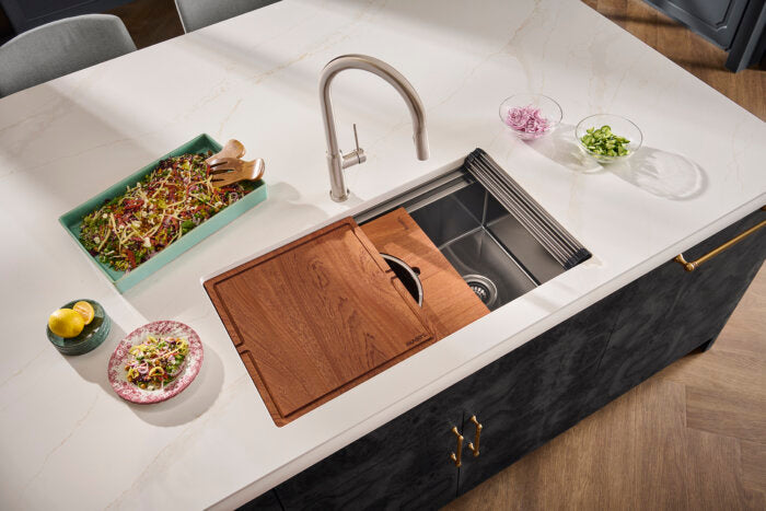 Vestia Model: RVF1237BN Ruvati Vestia Single Handle Pull Down Kitchen Faucet Knurling Contemporary with Sprayer in Stainless Steel – RVF1237BN