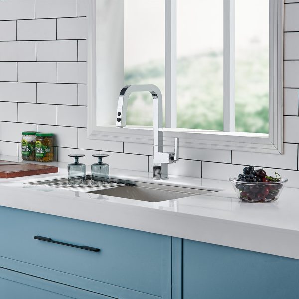 Oakland 32″ Workstation Under Mount Kitchen Sink 90 Degree Zero Radius in Stainless Steel Color Model# WSH321910SS