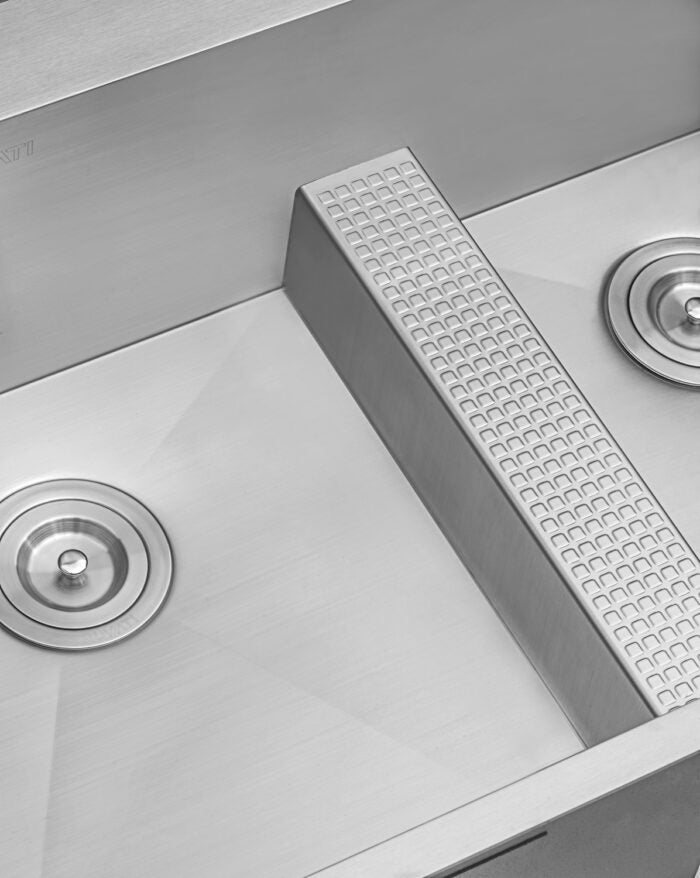 Tirana Model: RVH8059 Ruvati 33-inch Drop-in Low Platform-Divide Zero Radius 60/40 Double Bowl 16 Gauge Topmount Kitchen Sink – RVH8059