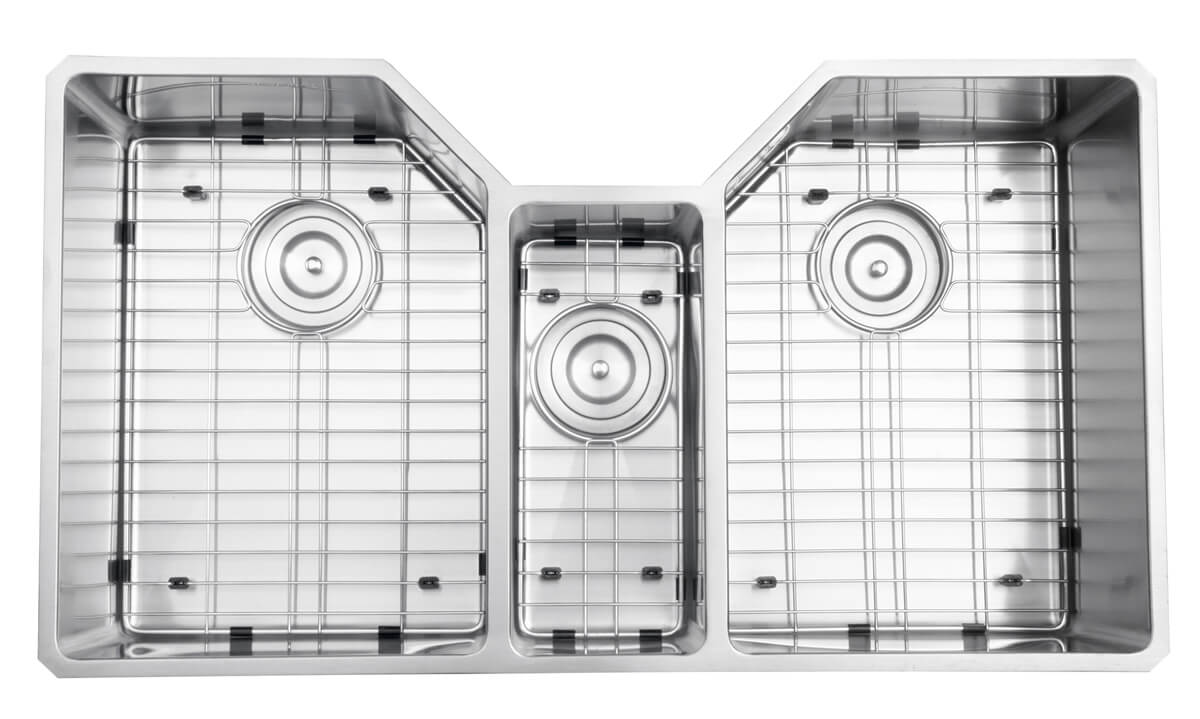 Gravena Ruvati 35″ Triple Bowl Undermount 16 Gauge Stainless Steel Kitchen Sink – Model # RVH8500
