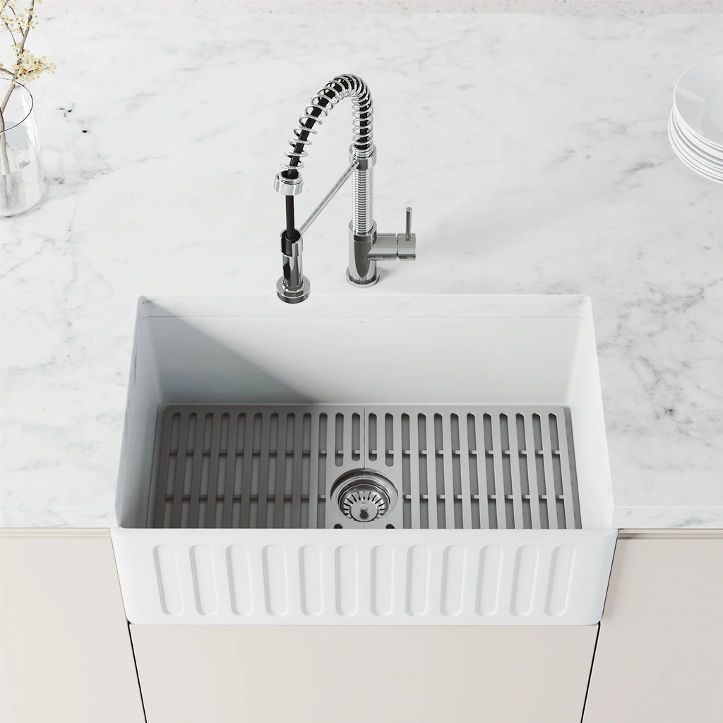 VIGO- Edison 19 in. Pull-Down Spring Kitchen Faucet In Chrome Model# VG02001CH